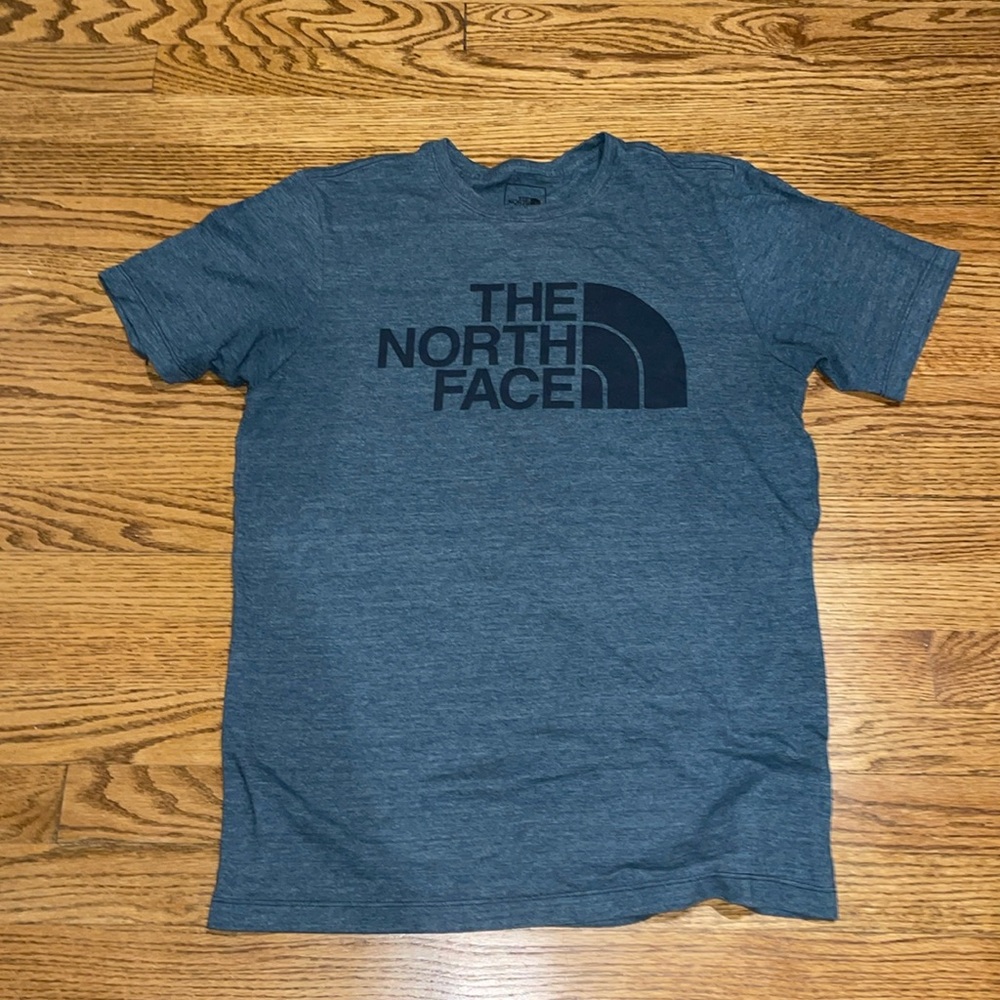 Blue The North Face Men’s T-Shirt Size M